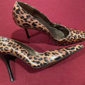 Stuart Weitzman Leopard Animal Print Heels 3 1/2”